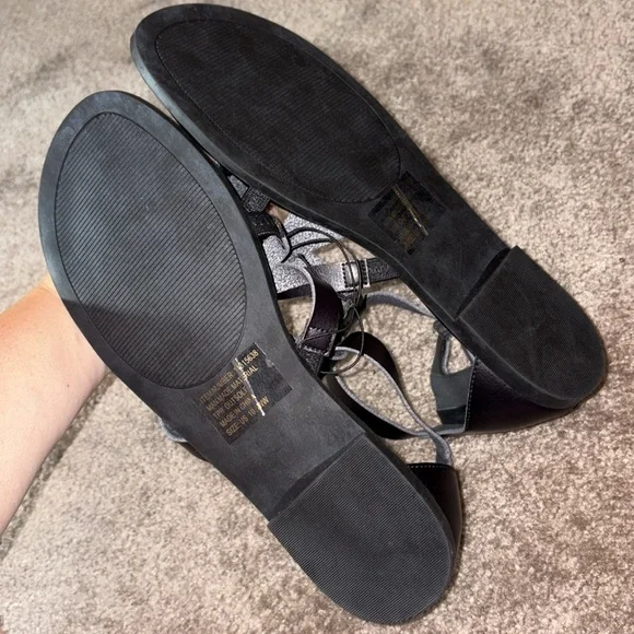 Torrid black gladiator sandals - Picture 9 of 10